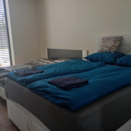 Moderni Pokoj S Parkovanim Zdarma Brno Exterior foto